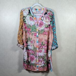 John Mark multi-color button front tunic blouse L